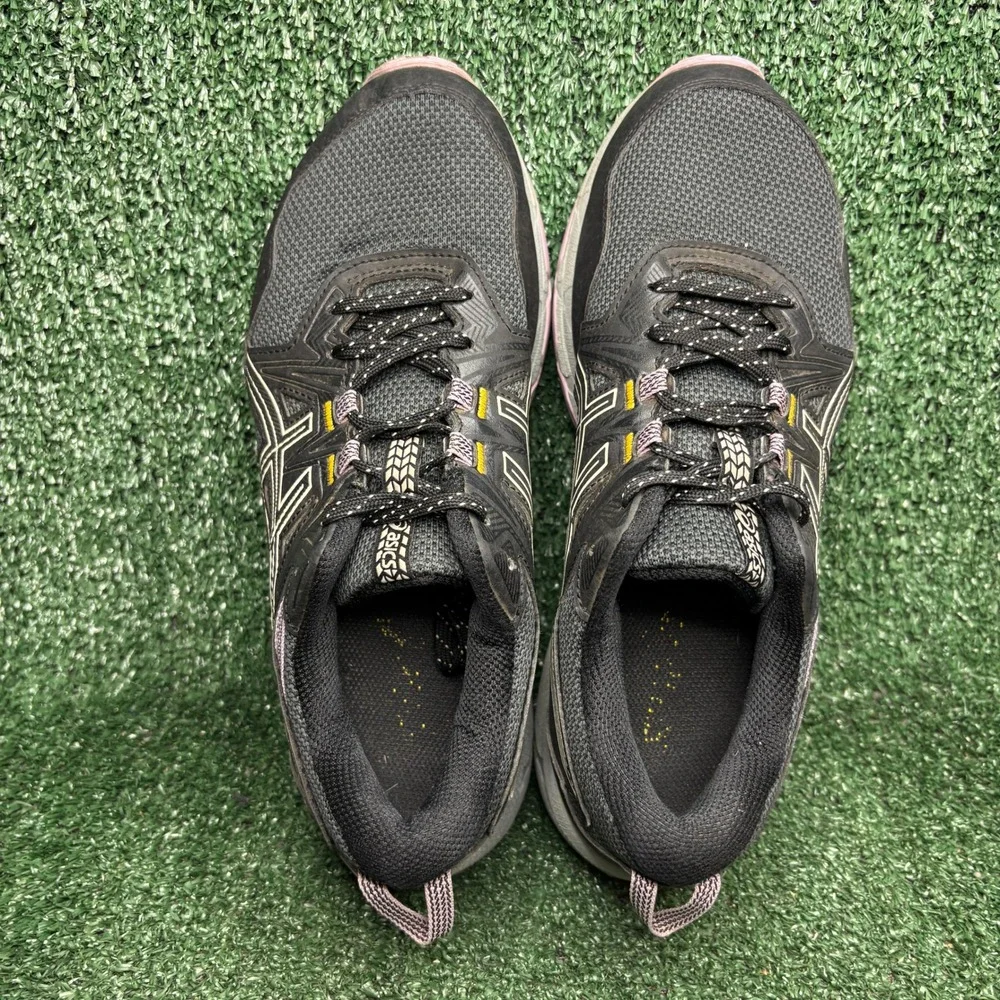 Asics item you